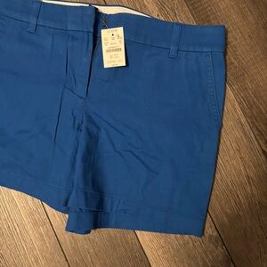 J. Crew Women's Chino 5” Inseam Color: Deep Blue Size: 10 NWT